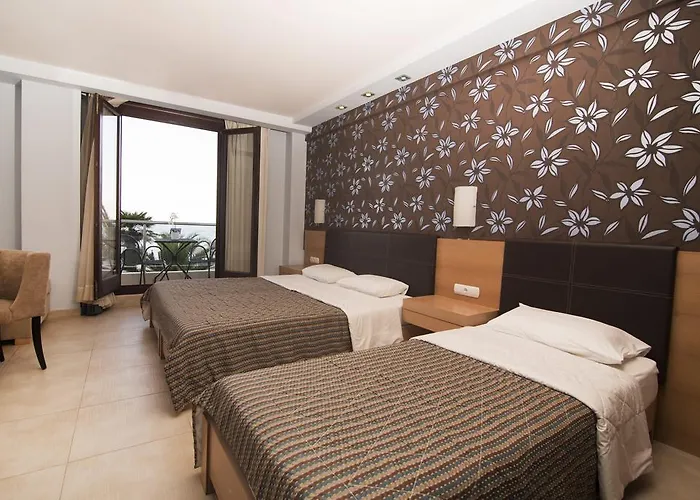 Mistral Otel Paralía